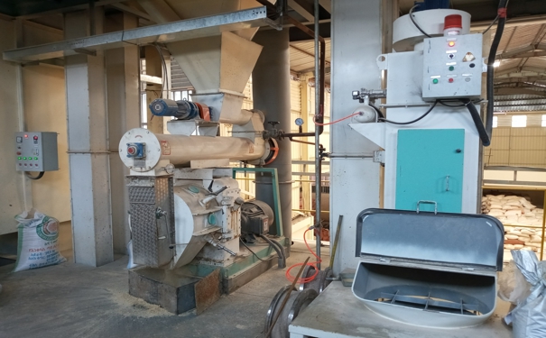 飼料生產(chǎn)線